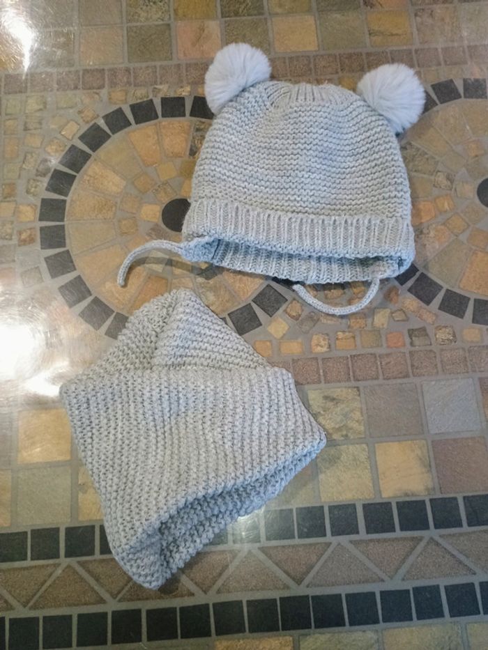 Ensemble bonnet et snood