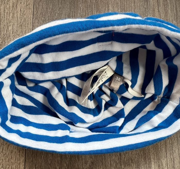 Lot de 3 bonnets et chaussons naissance - photo numéro 2