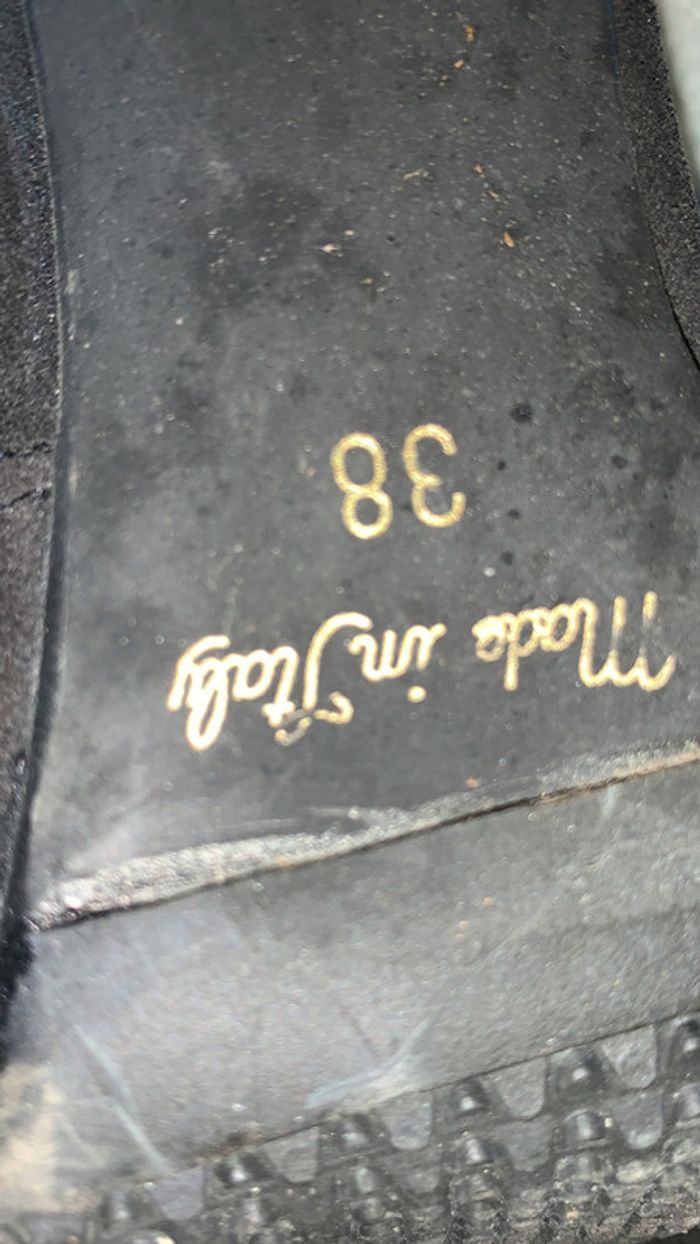 Bottes noires en daim pointure 38 - photo numéro 3