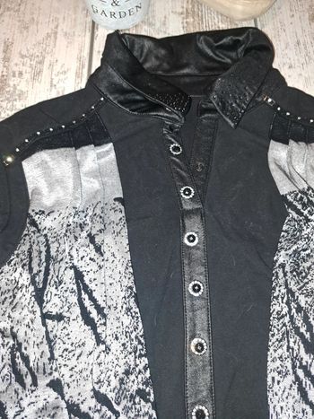 Chemise vintage style gothique à strass