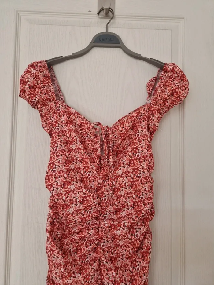 Jolie robe moulante d'été fleurie femme shein taille S/36 - photo numéro 3