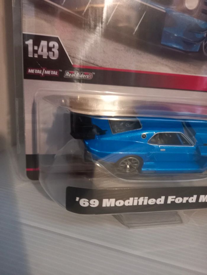 Hot wheel premium 1/43 Ford mustang - photo numéro 2