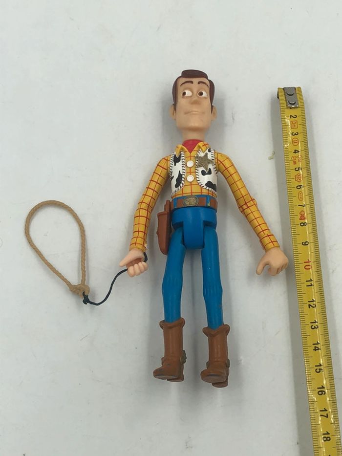 Figurine Disney Pixar Toy Story Woody 15 Cm - photo numéro 4