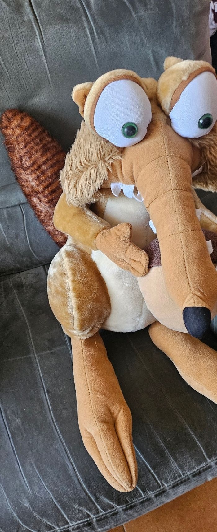 Grande peluche scrat - photo numéro 4
