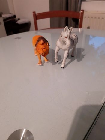 Lot lion + zèbre