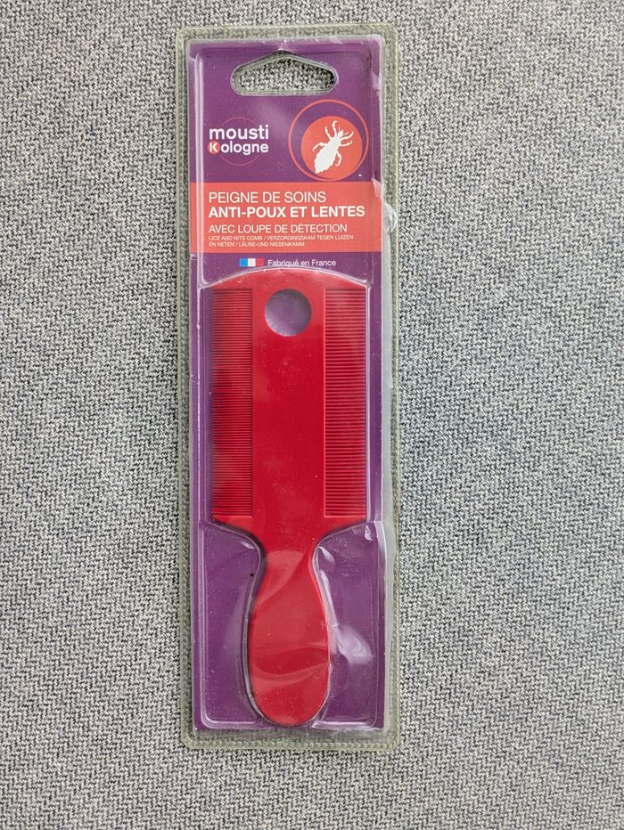 Peigne ant-poux et lentes