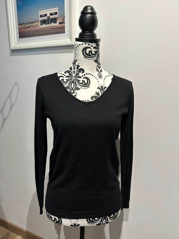 Pull noir