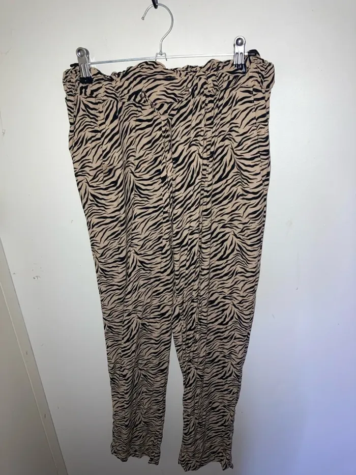 Pantalon souple léopard /zebre