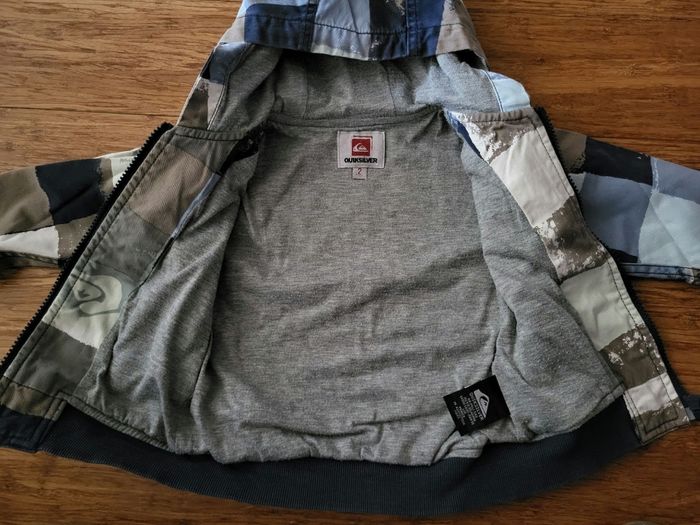 Veste Quiksilver 2 ans stylée - photo numéro 4