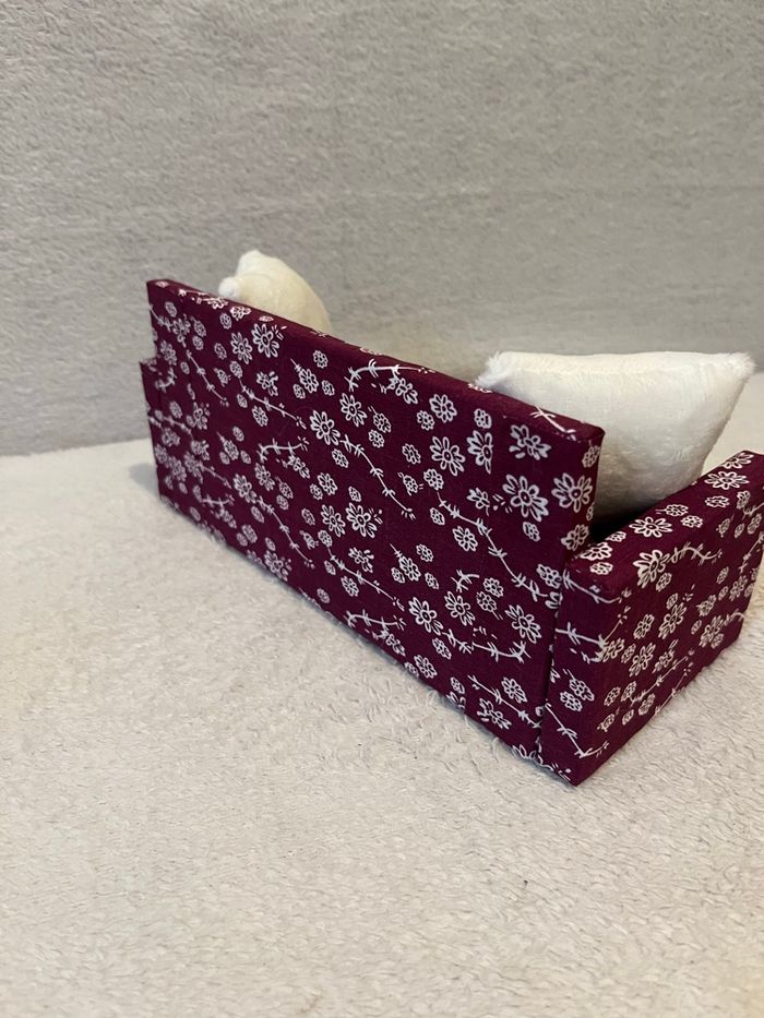 Canapé / meuble pour barbie Neuf - photo numéro 3