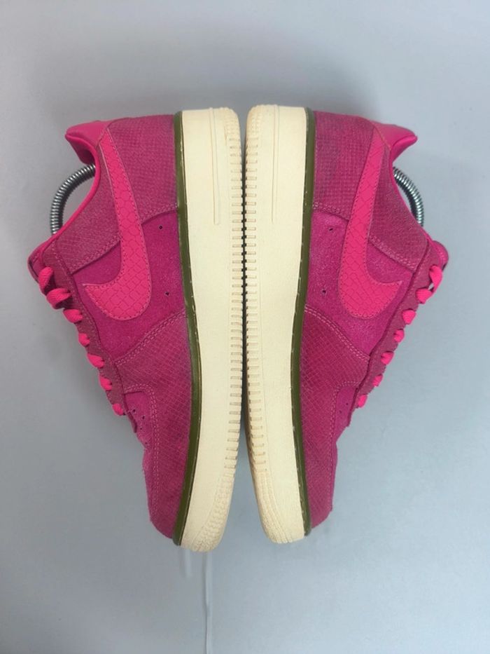 Baskets femme Nike air force one fushia rose et verte pointure 38.5 tres bon état - photo numéro 3