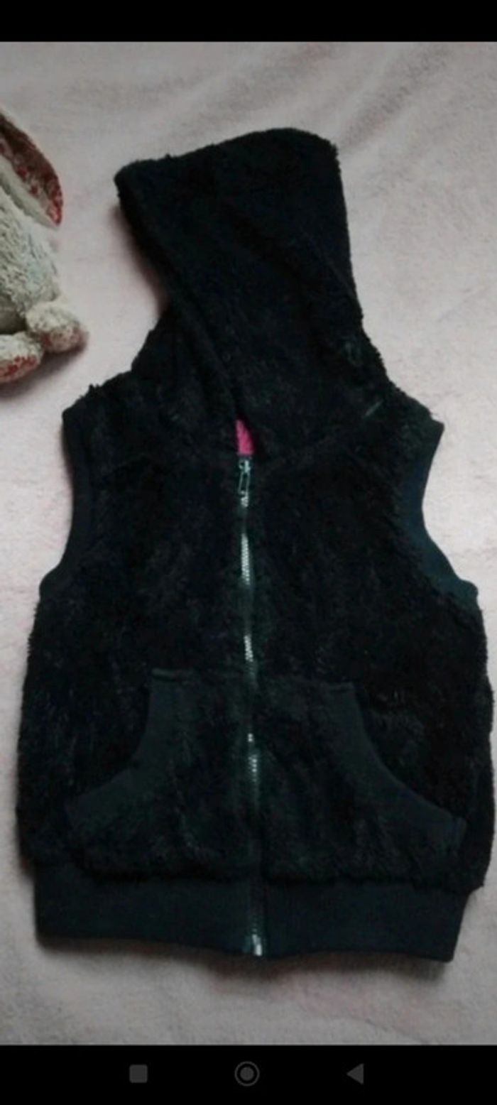 Veste à capuche sans manche 10 ans - photo numéro 2