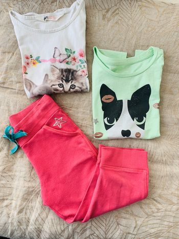 Ensemble casual fushia et vert avec bas court de jogging