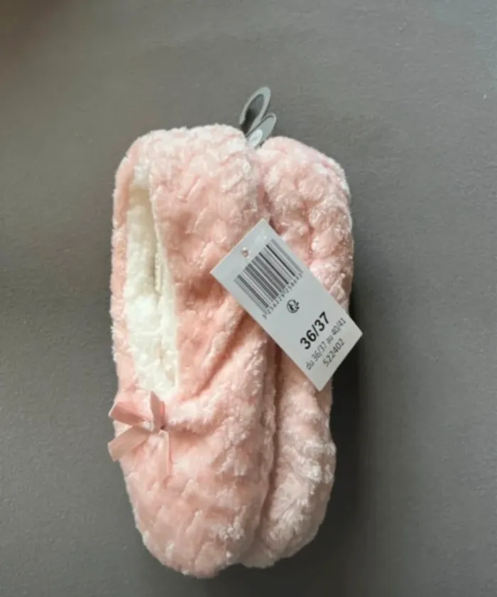 Chaussons femme fille taille 36 37 rose