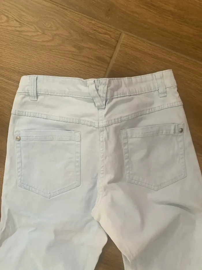 Jean 40 - photo numéro 3