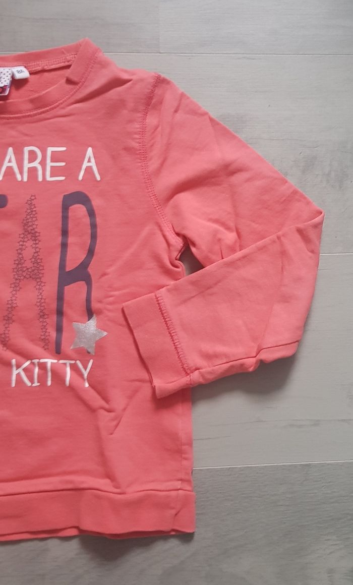 Pull/sweatshirt fille Hello Kitty 8 ans - photo numéro 2