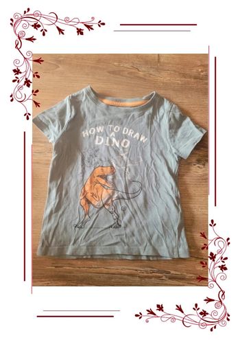 Tshirt motif dinosaure