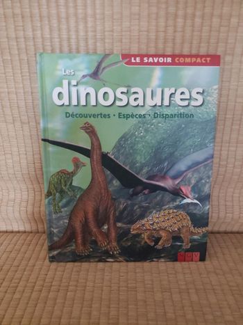 Le savoir compact les dinosaures