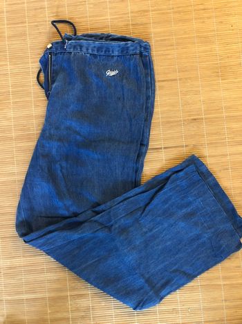 Jean Guess taille 38  fluide 