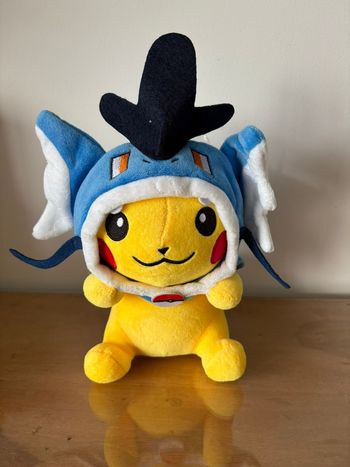 Peluche Pokémon Pikachu Leviator