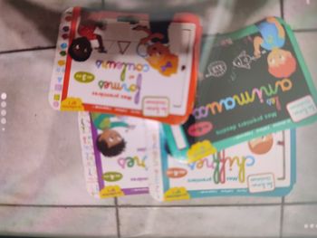 Lot de 4 livres ardoise 