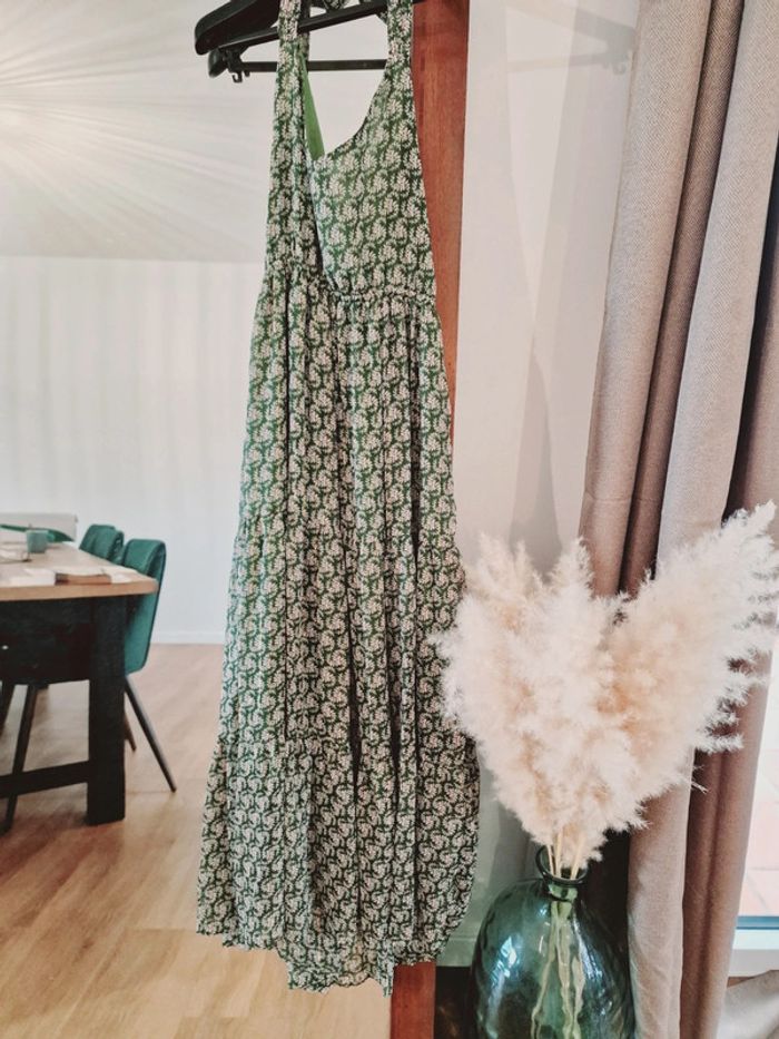 Robe longue dos nu - photo numéro 2