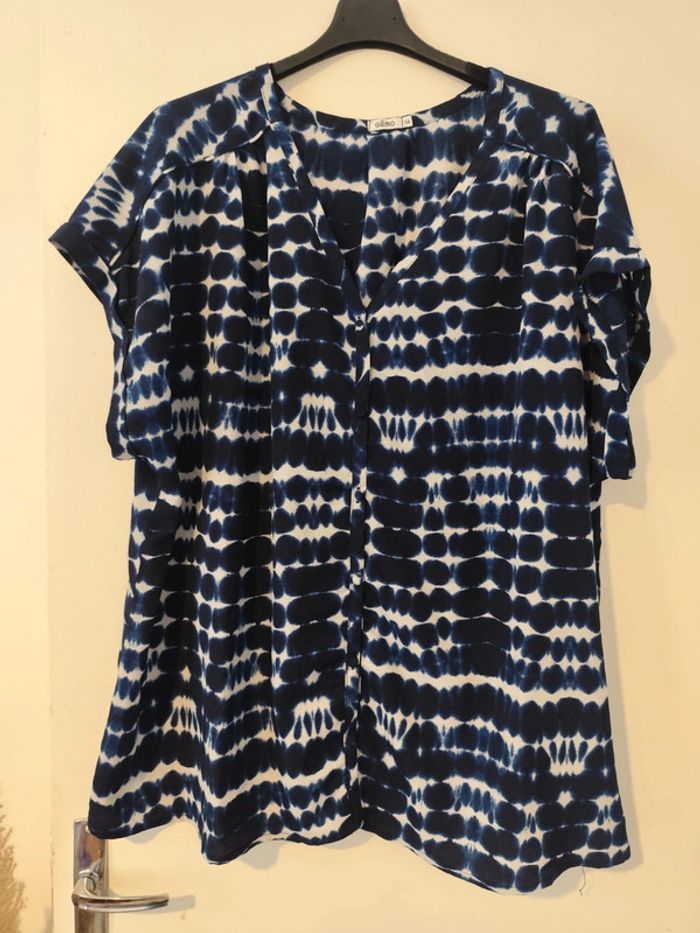Chemise bleue marine et blanche taille 54 Gémo