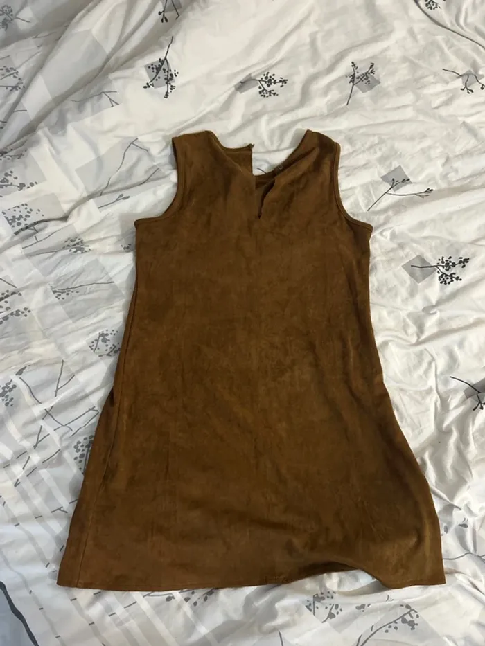 Petite robe daim - photo numéro 2