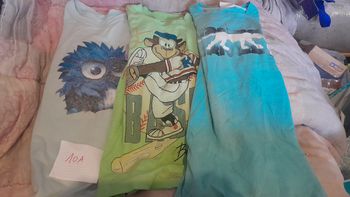 3 tee-shirts 