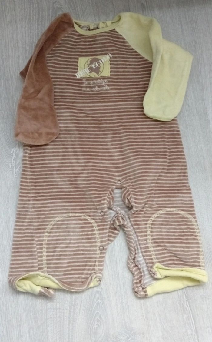 Lot de vêtements taille 12 mois garçon - photo numéro 3