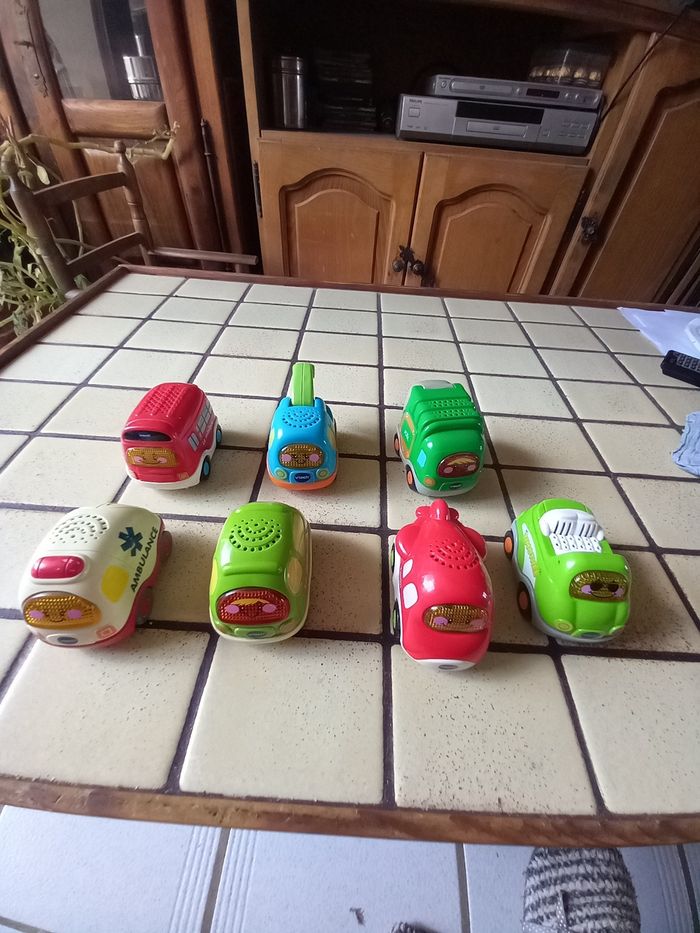 Lot de voiture tu tu bolide - photo numéro 2