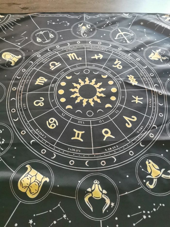 Nappe de tarot ou divinatoire astrologie grand format - photo numéro 2