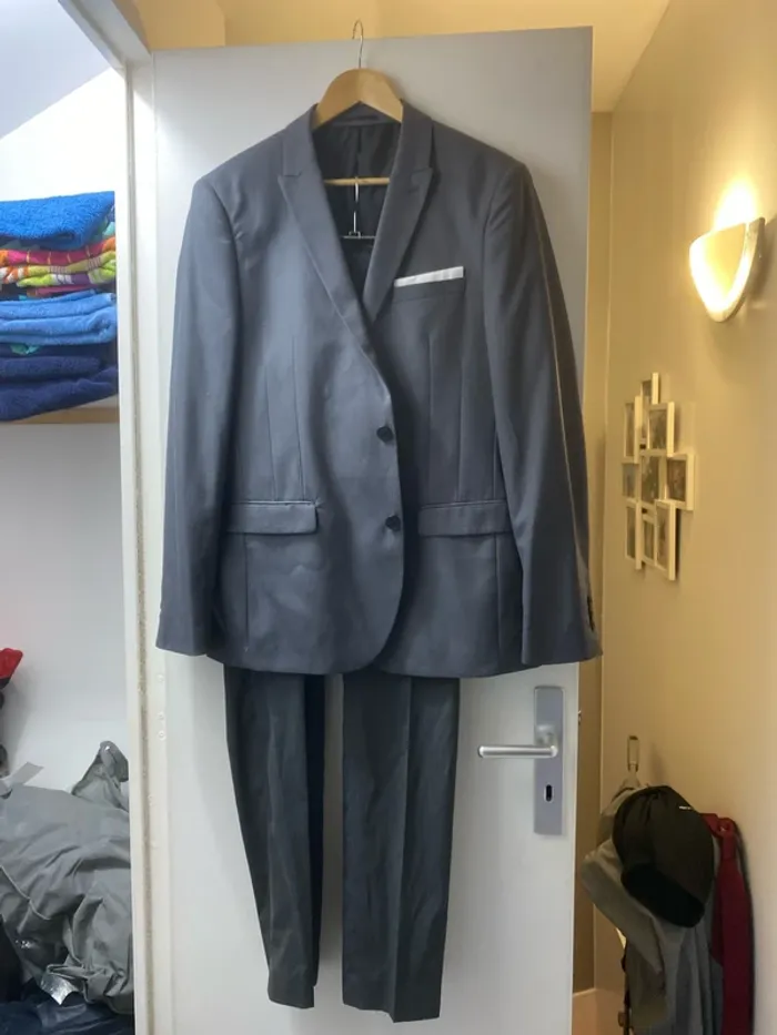 Costume