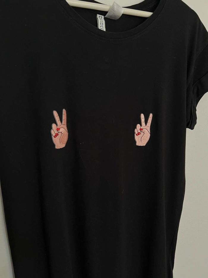 T-shirt noir H&M XS - photo numéro 2
