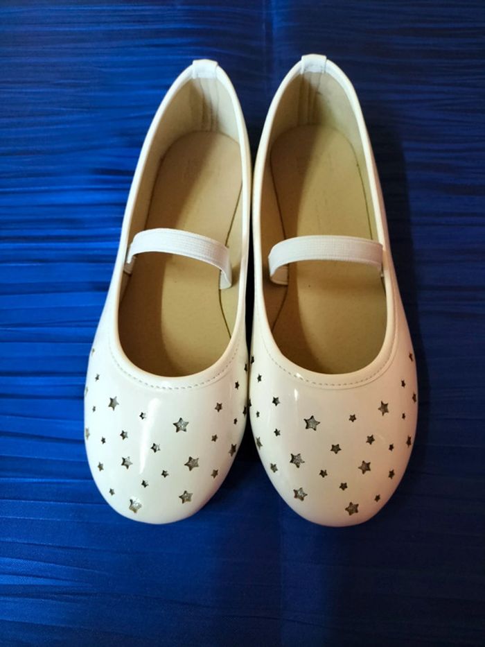 Ballerines neuves pointure 33/34