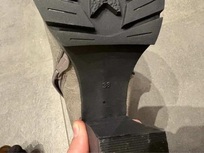 Bottes/bottines  talon noir/gris taille 38 Libra Pop nouvelle - photo numéro 6
