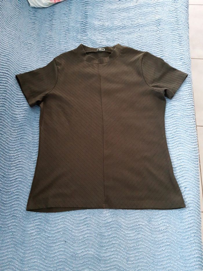 Haut kaki  38/40🔴