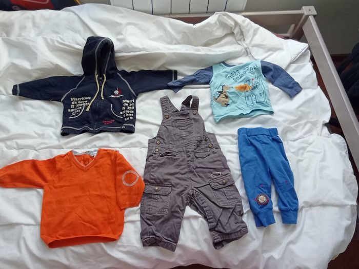 Lot 5 PCS garçon marques diverses 12 mois 10€