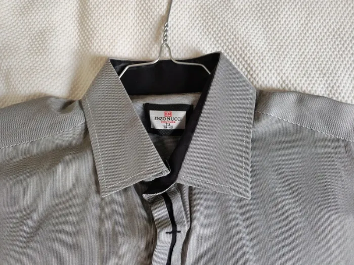 Très belle chemise 38/40 - photo numéro 2