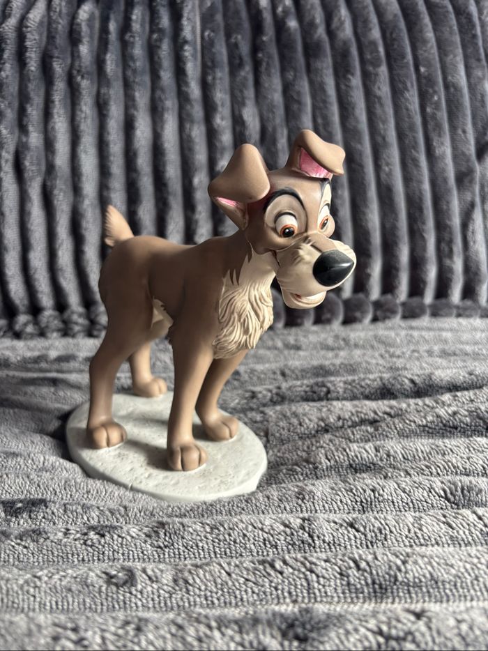 Figurine porcelaine la belle et le clochard