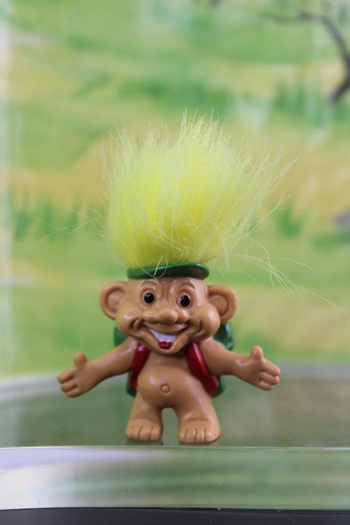 Lot figurines trolls en vacances - photo numéro 5