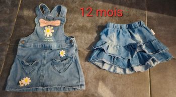 Lot en jean avec une jupe et une salopette Disney Minnie. 12 mois