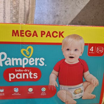 1 cartons couches taille 4