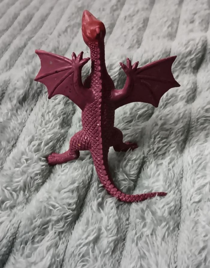 Figurine dragon bordeaux - photo numéro 2