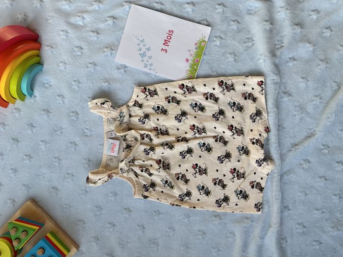 combinaison short débardeur beige motifs minnie disney 3 mois pressions entre les jambes - photo numéro 2