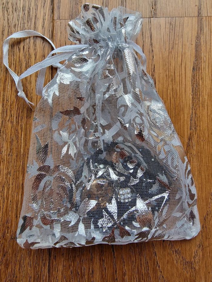 Collier coccinelle - photo numéro 7