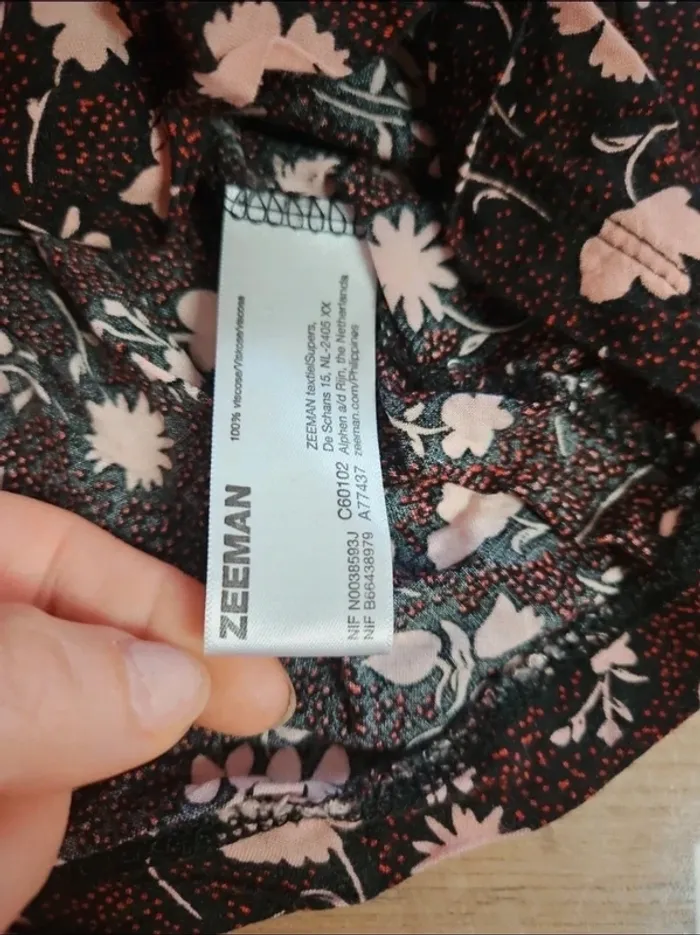 Blouse léger motif fleur taille 38 femme Zeeman - photo numéro 2