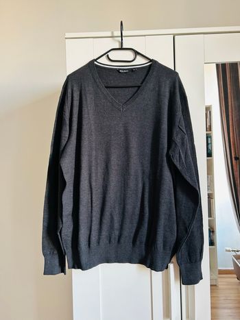 Pull gris uni Col V Homme #b.a. BASIC Taille XL