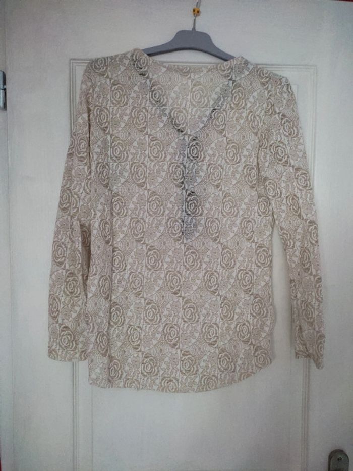 Haut T.S - photo numéro 2