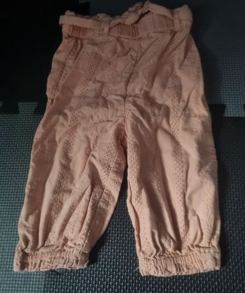 Pantalon avec fleurs brodée 12mois
